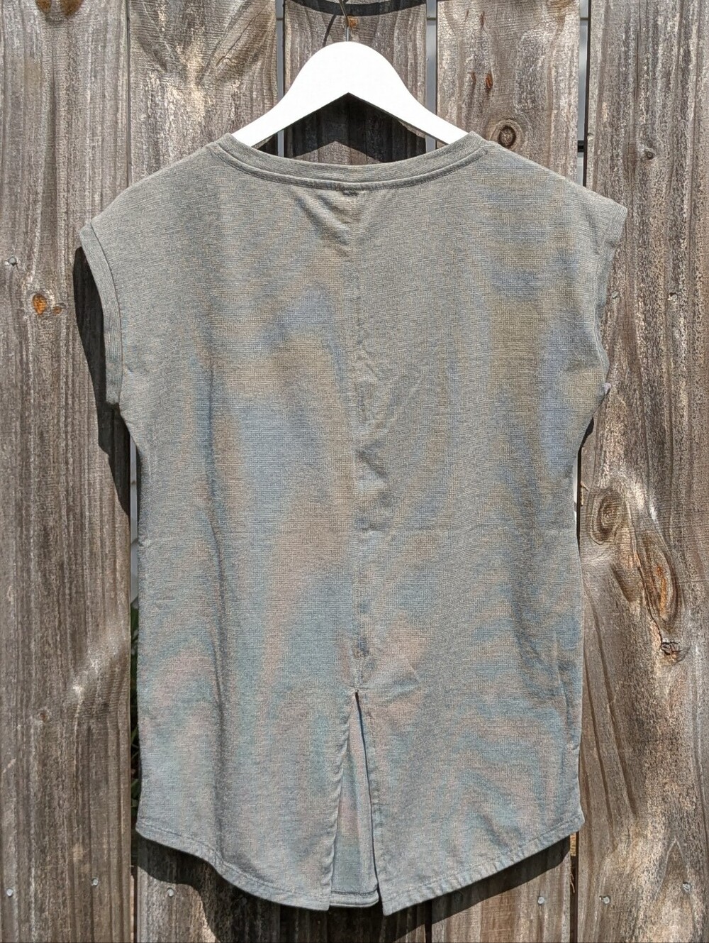 Mountain Hardwear Medium Everyday Perfect Short-Sleeve T-Shirt Gray - Picture 2 of 11